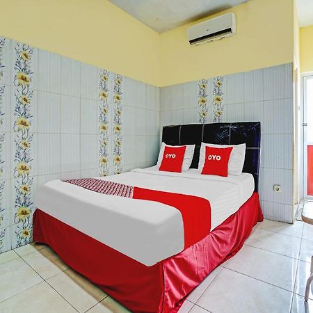 Oyo 90238 Hotel Nusantara Cirebon Eksteriør bilde