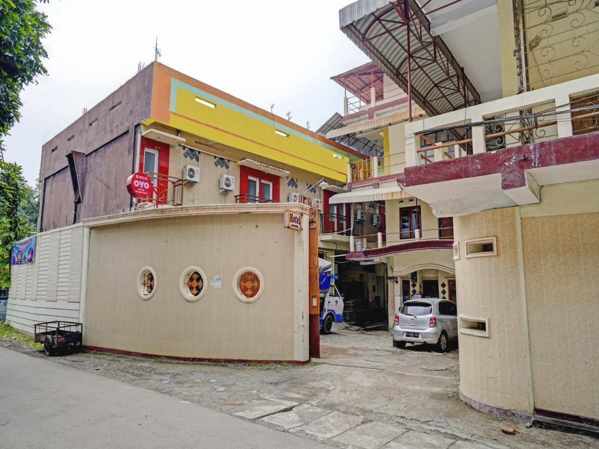 Oyo 90238 Hotel Nusantara Cirebon Eksteriør bilde