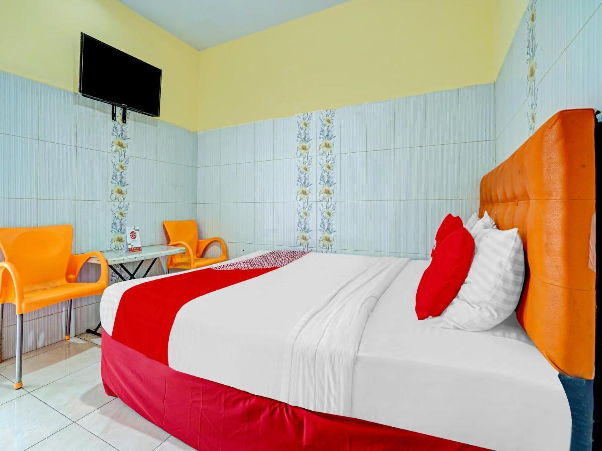 Oyo 90238 Hotel Nusantara Cirebon Eksteriør bilde