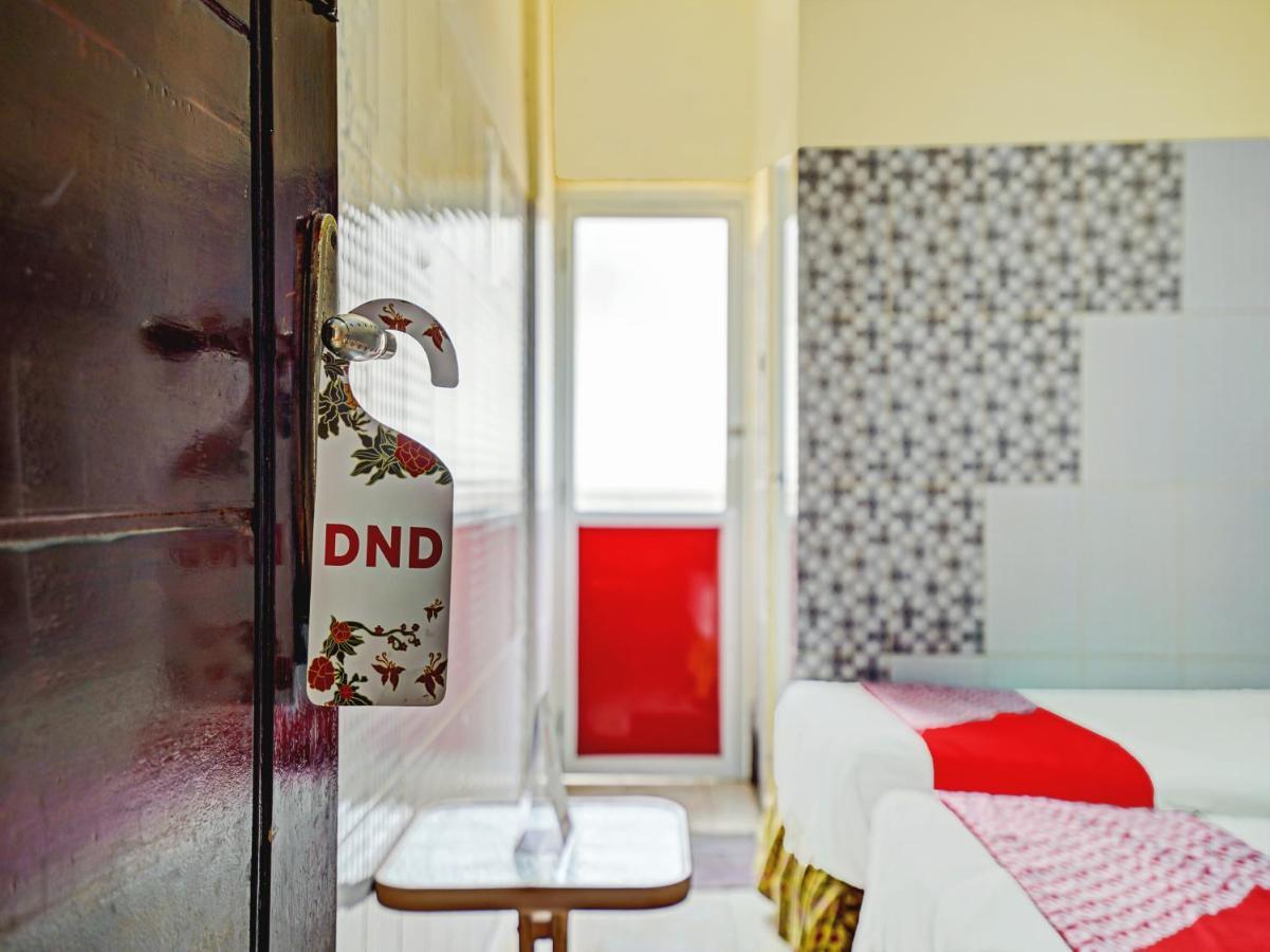 Oyo 90238 Hotel Nusantara Cirebon Eksteriør bilde