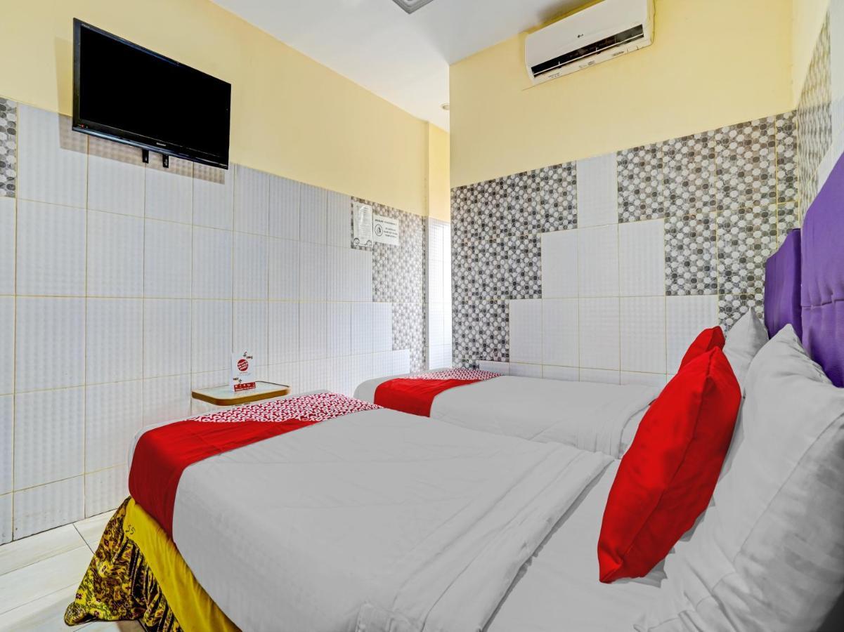 Oyo 90238 Hotel Nusantara Cirebon Eksteriør bilde